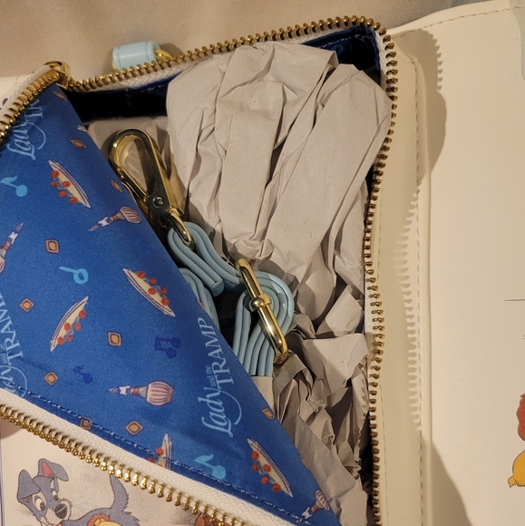 NWT Disney Loungefly Lady Tramp book purse wallet - Picture 10 of 14